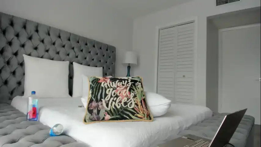 Theislandgirl – Chaturbate Record Video – 2025-06-24 15:30:10