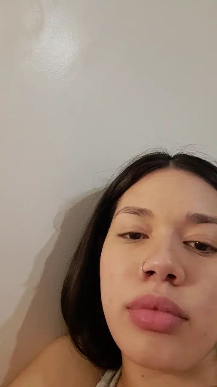 Nadiaa4 – Cam4 Record Video – 2025-03-29 16:10:13