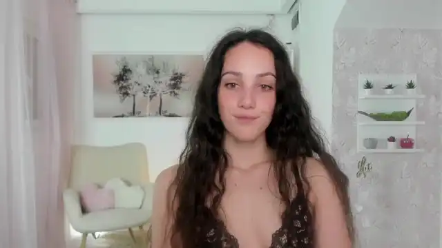 Sophie_rain18 – Myfreecams Record Video – 2025-05-08 03:32:40