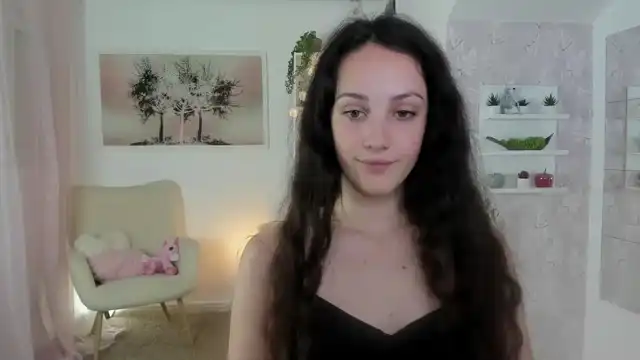 Sophie_rain18 – Myfreecams Record Video – 2025-08-03 15:49:52