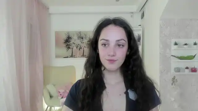 Sophie_rain18 – Myfreecams Record Video – 2025-06-03 11:15:10