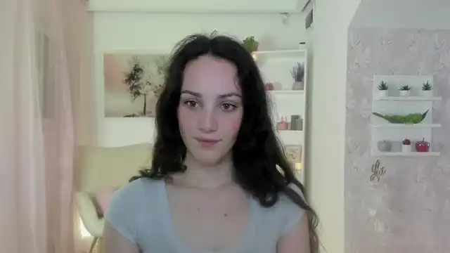 Sophie_rain18 – Myfreecams Record Video – 2025-06-09 14:36:54