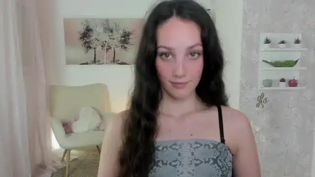Sophie_rain18 – Myfreecams Record Video – 2025-04-23 17:01:16