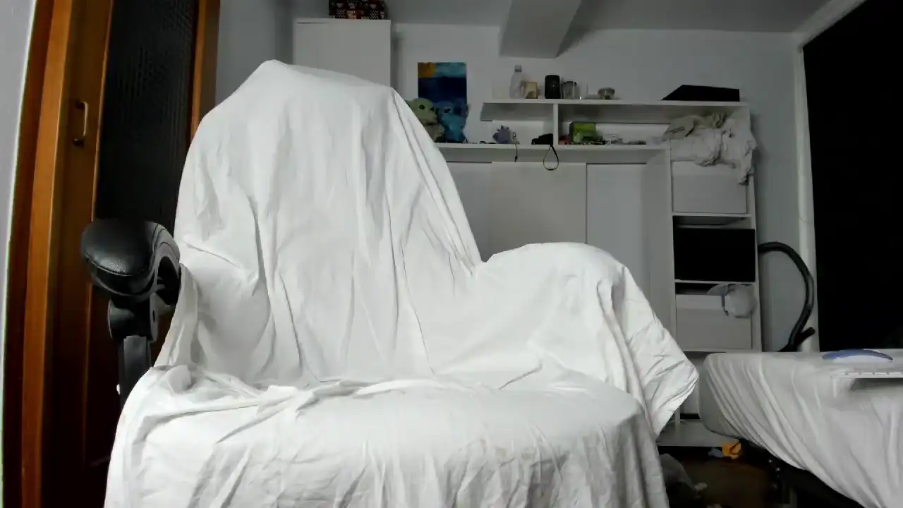 Lucyrait – Amateur.tv Record Video – 2025-01-14 21:41:58