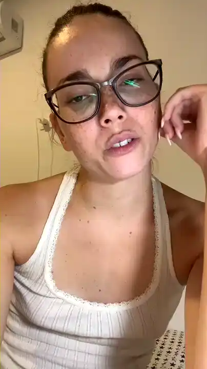 Melody_sweet – Amateur.tv Record Video – 2025-04-17 11:47:45