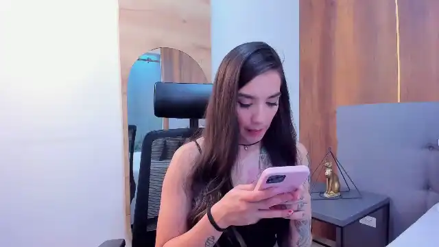 Emily-sands – Flirt4free Record Video – 2025-01-07 21:28:39