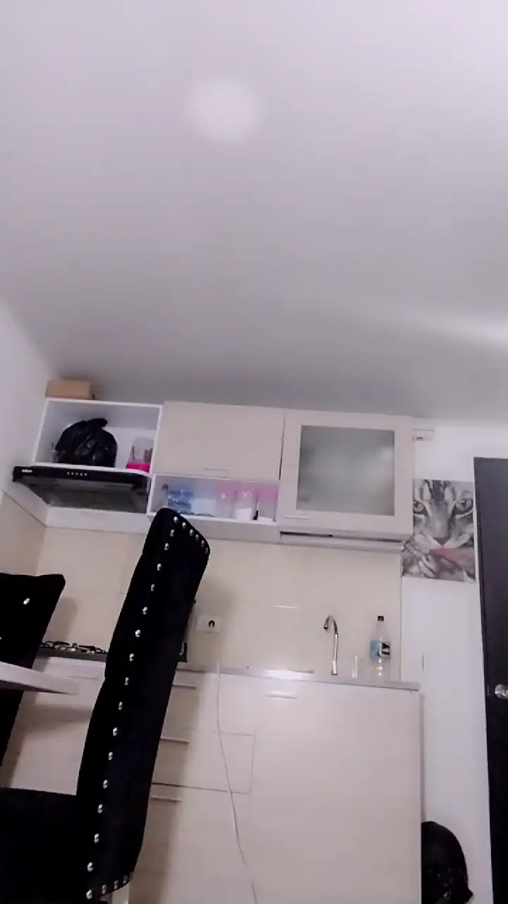 Misscharlotte3 – Cam4 Record Video – 2025-06-23 05:12:53