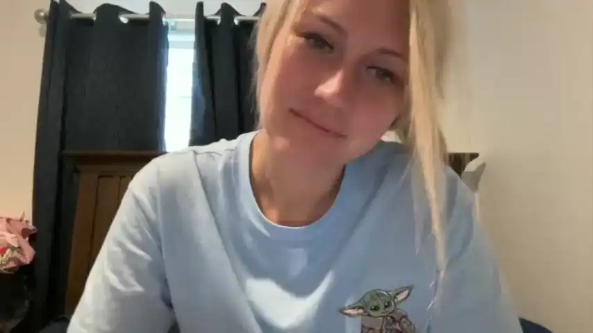 Smexxii93 – Chaturbate Record Video – 2025-02-05 12:27:55