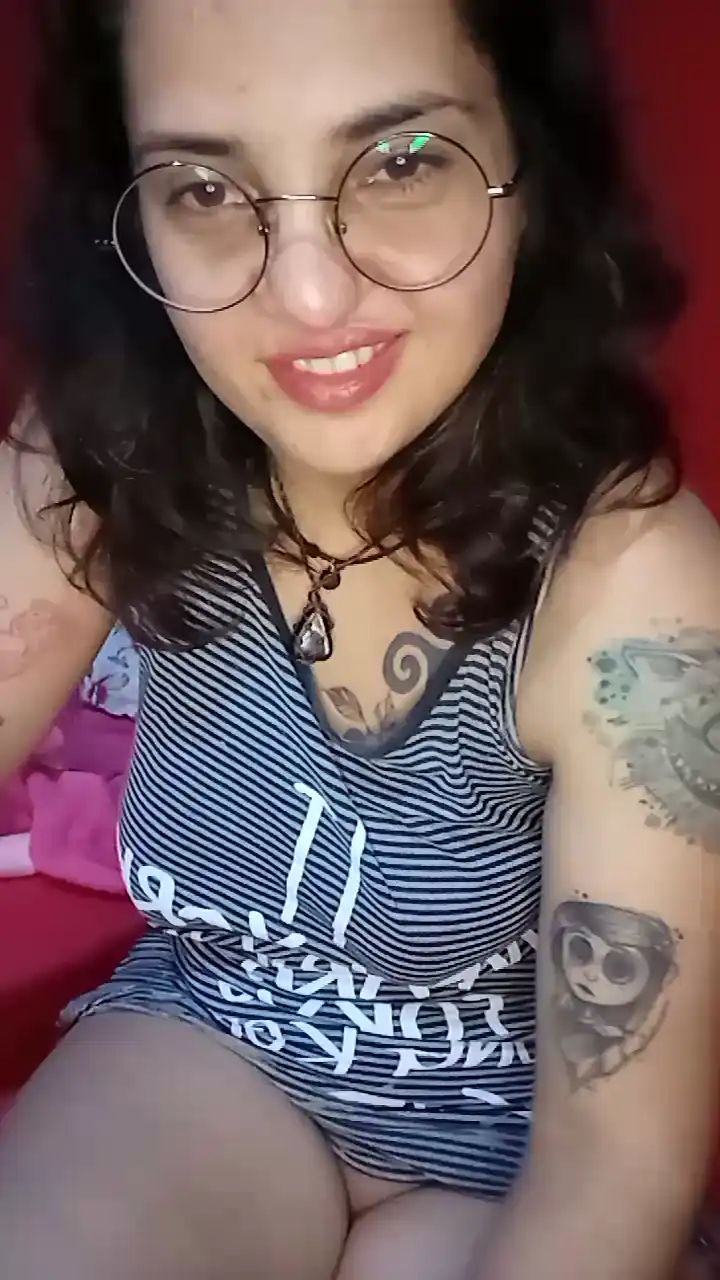 Shaienzinha22 – Cam4 Record Video – 2025-04-15 21:57:12