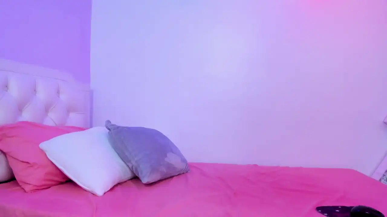 Lucianataylor – Xlovecam Record Video – 2025-03-19 04:47:54
