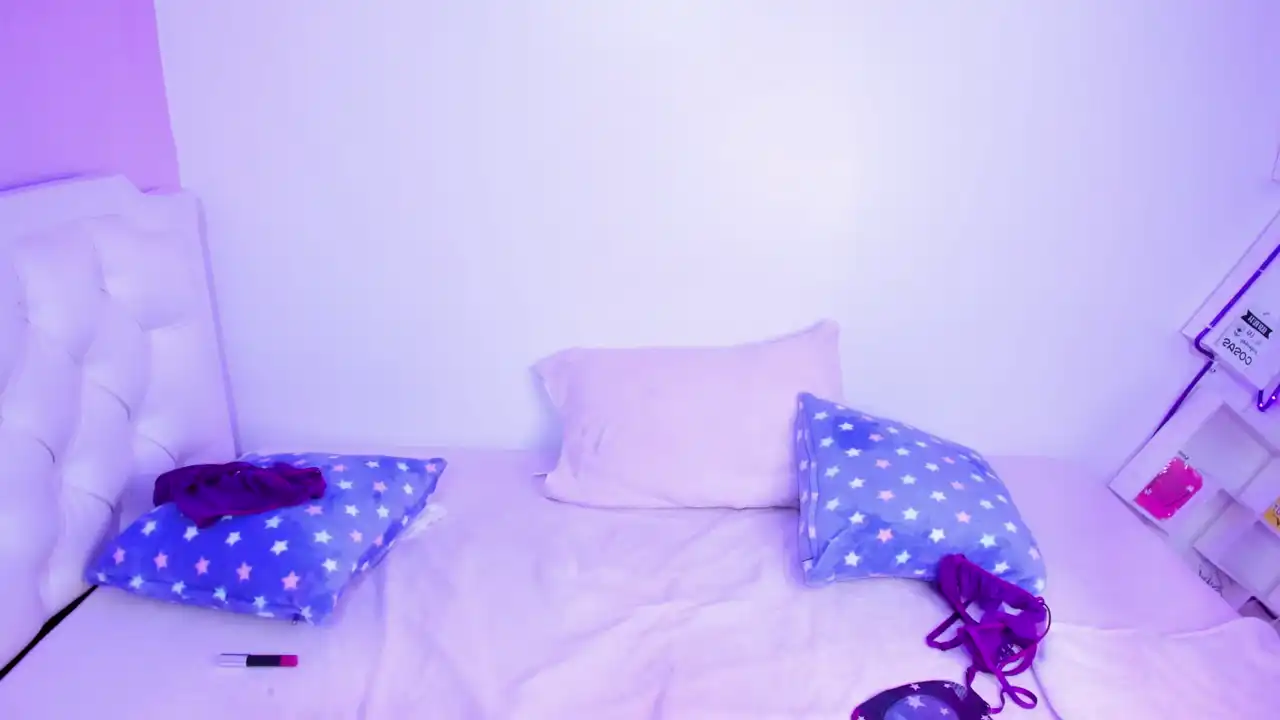 Lucianataylor – Xlovecam Record Video – 2025-01-29 06:43:51