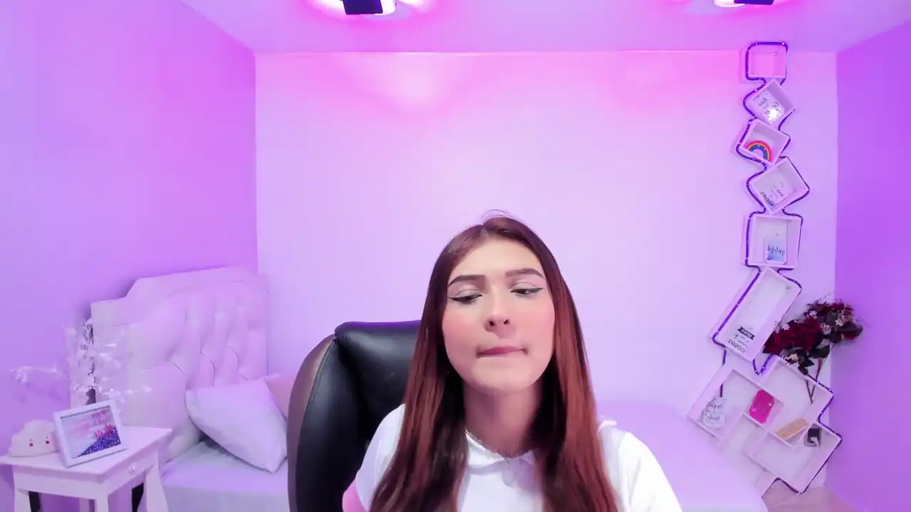 Lucianataylor – Xlovecam Record Video – 2025-01-27 07:48:45