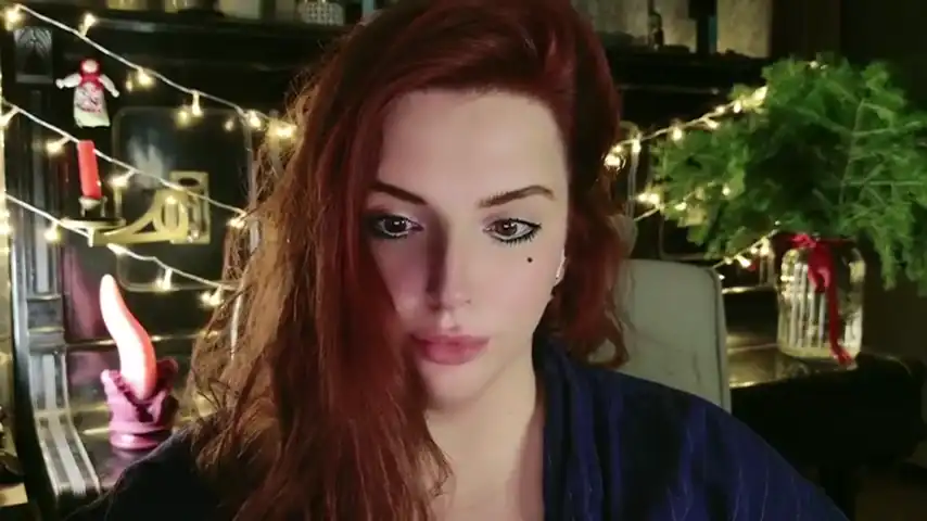 Aphroditeart – Stripchat Record Video – 2025-07-17 18:43:09