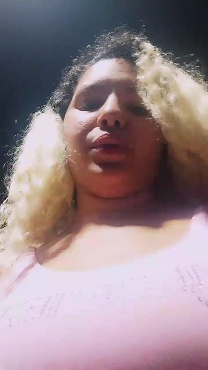 Rossita_golden1 – Cam4 Record Video – 2025-03-17 05:07:40