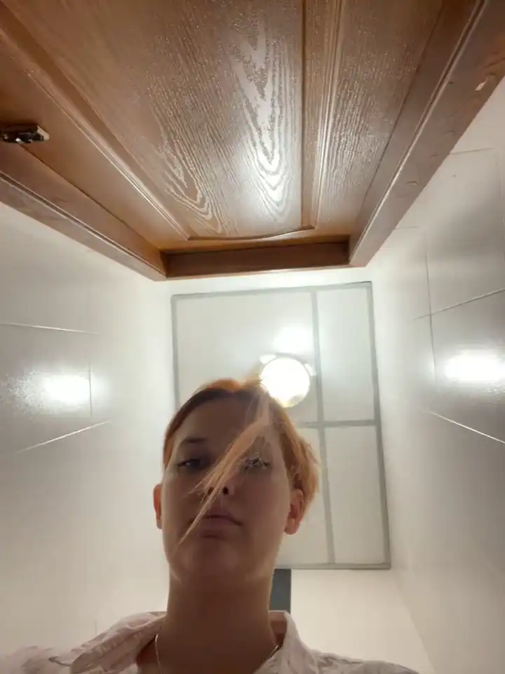 Beautyslim – Xlovecam Record Video – 2025-06-18 06:12:07