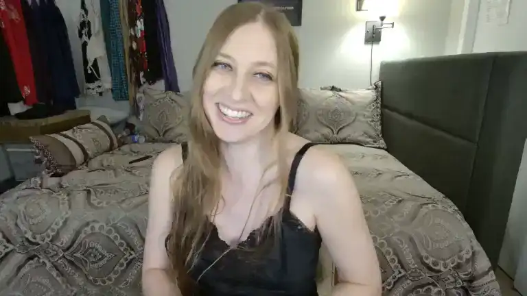 Emeraldostara – Streamate Record Video – 2025-06-19 12:32:53