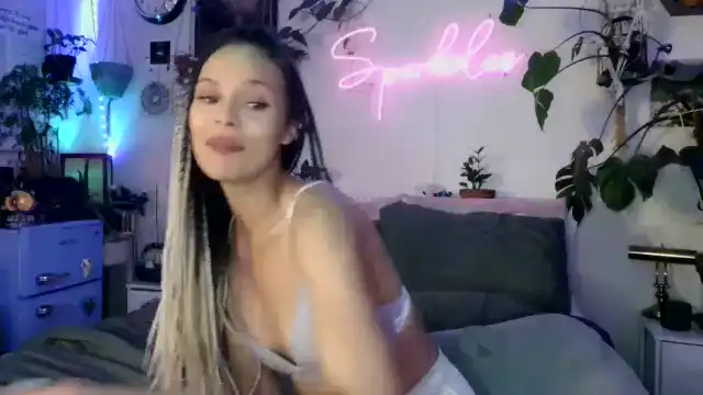 Sparkl3s – Myfreecams Record Video – 2025-04-20 00:04:34