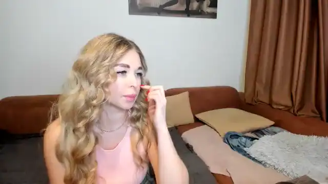 Merlinstoun – Myfreecams Record Video – 2025-02-03 20:54:05