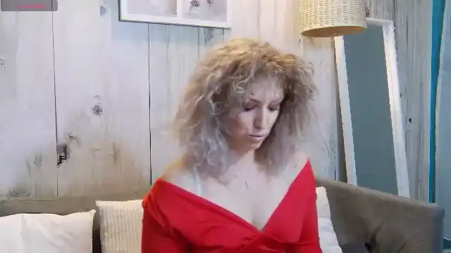 Sassykate – Myfreecams Record Video – 2025-02-05 17:31:18