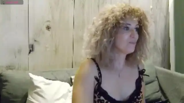 Sassykate – Myfreecams Record Video – 2025-01-05 05:22:44