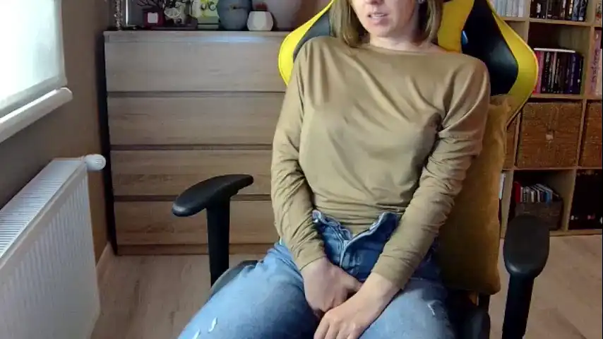 Erotic_vibe – Chaturbate Record Video – 2025-07-04 21:49:10