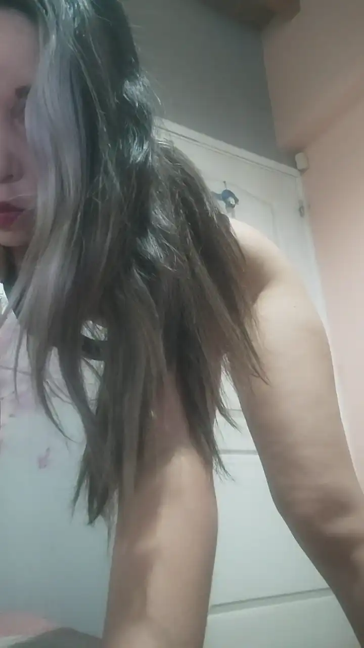 Julietaruzzo – Cam4 Record Video – 2025-01-08 21:27:08