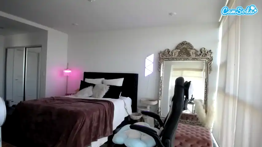 Lexileetv – Camsoda Record Video – 2025-01-18 16:57:49