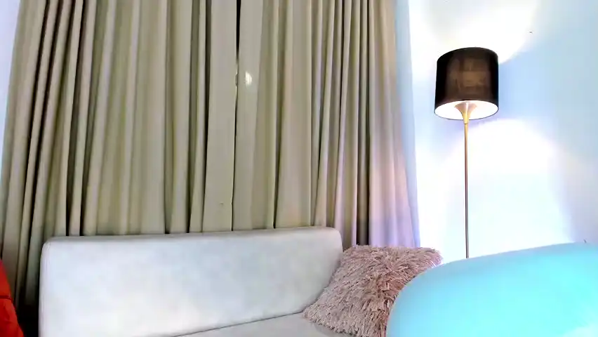 Scarletjonnes – Amateur.tv Record Video – 2025-05-07 05:43:21