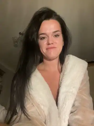 English-chloe96 – Stripchat Record Video – 2025-05-19 13:09:57