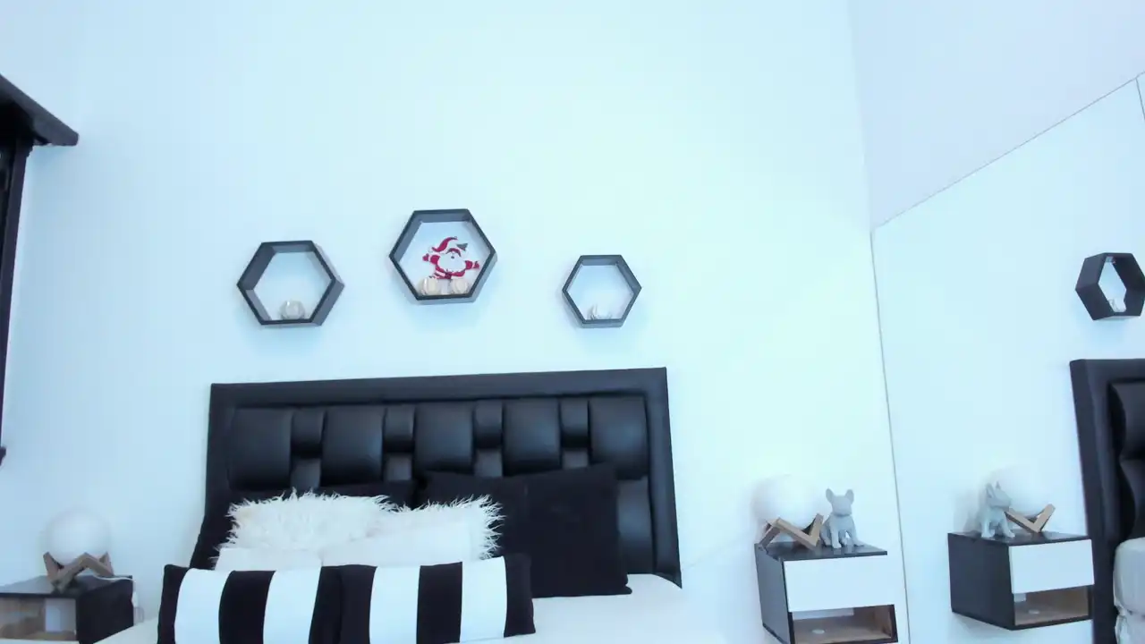 Lilithromanov – Xlovecam Record Video – 2025-02-28 20:52:28
