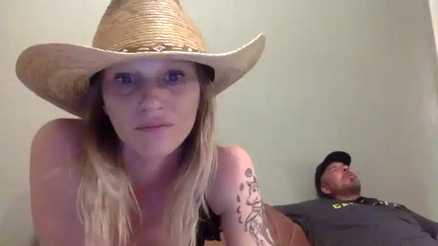 Littlekittygirl999 – Chaturbate Record Video – 2025-08-04 20:15:19