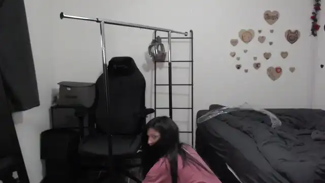 The_room – Myfreecams Record Video – 2025-02-24 03:08:13
