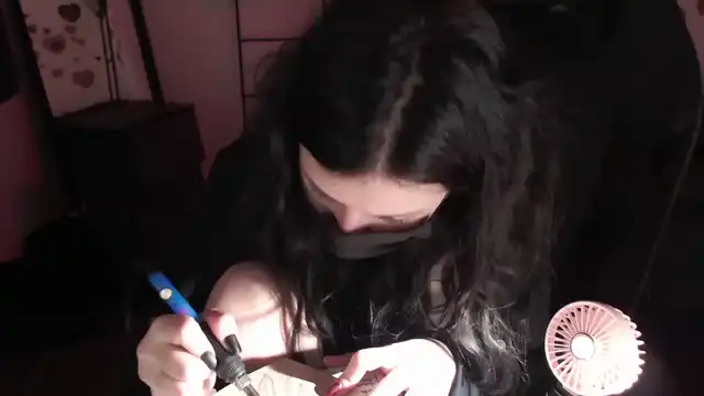 The_room – Myfreecams Record Video – 2025-06-11 04:41:27