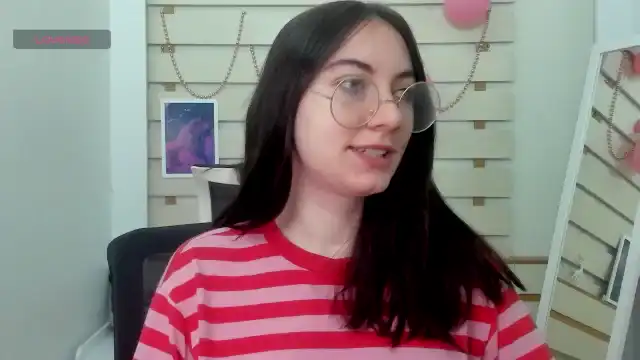 Cruella_black – Myfreecams Record Video – 2025-06-14 19:52:41