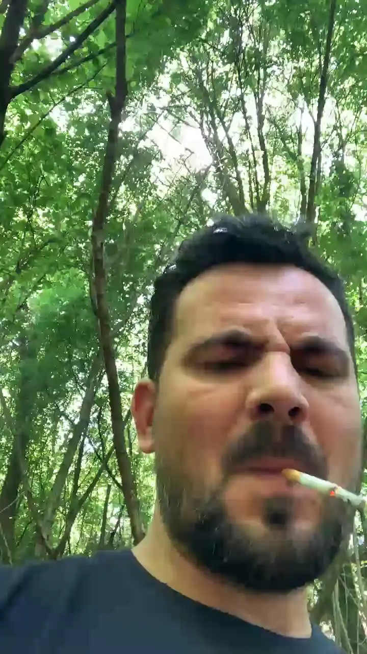 Edward_venezia – Cam4 Record Video – 2025-03-13 08:15:10