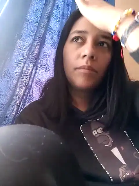 Paulettelove – Xlovecam Record Video – 2025-04-08 13:48:06
