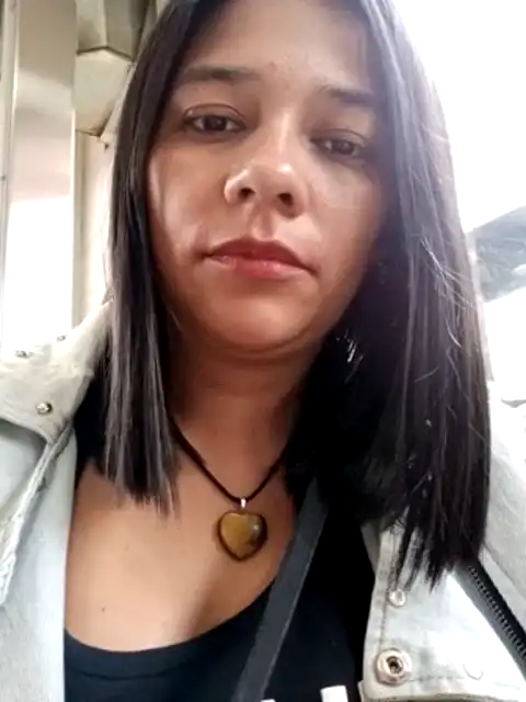 Paulettelove – Xlovecam Record Video – 2025-05-10 12:06:49