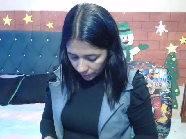 Paulettelove – Xlovecam Record Video – 2025-07-23 18:47:53