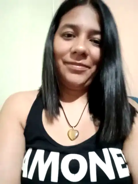Paulettelove – Xlovecam Record Video – 2025-05-26 16:47:04