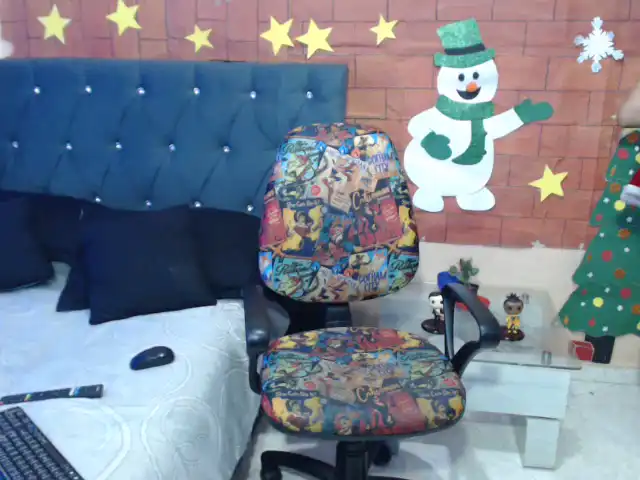 Paulettelove – Xlovecam Record Video – 2025-04-15 13:46:39