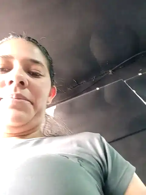 Paulettelove – Xlovecam Record Video – 2025-06-16 00:33:22