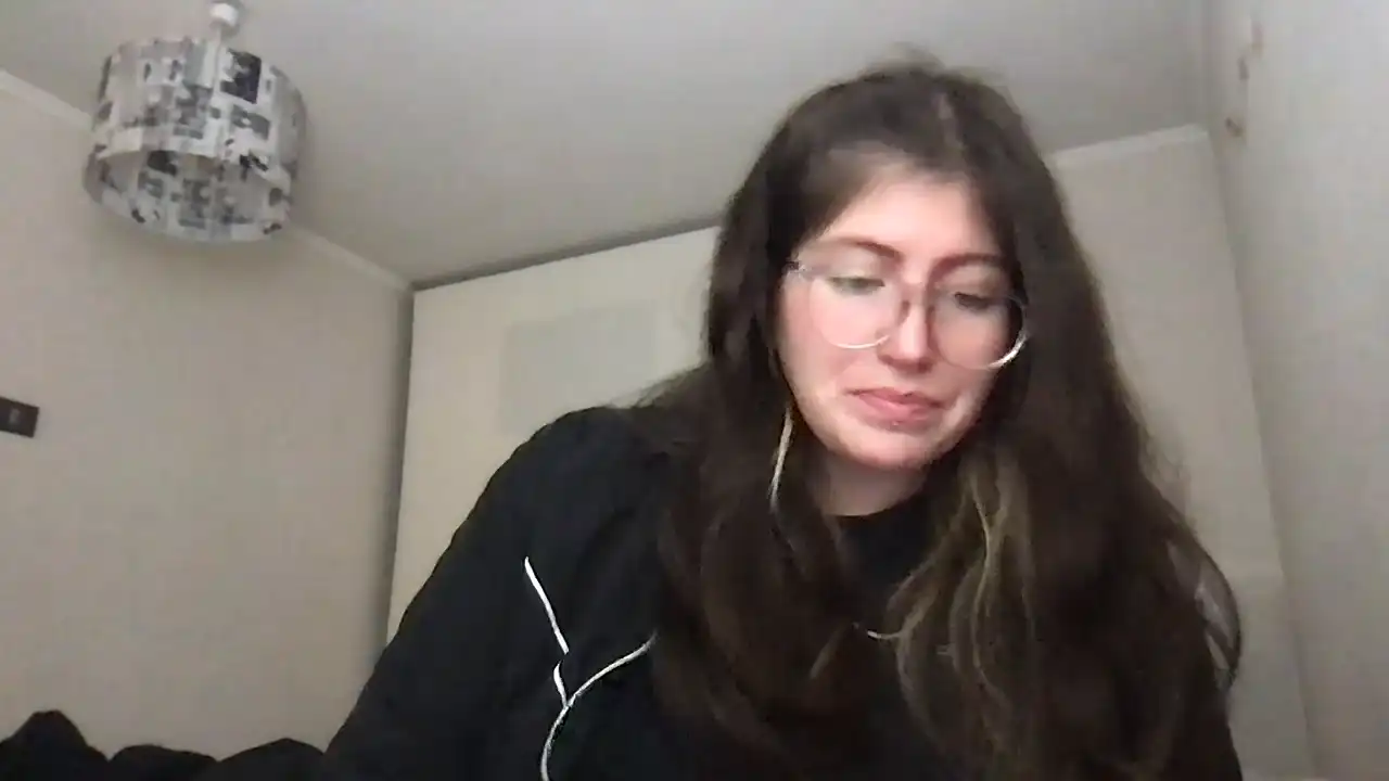 Princesslorin – Cam4 Record Video – 2025-04-19 18:19:41