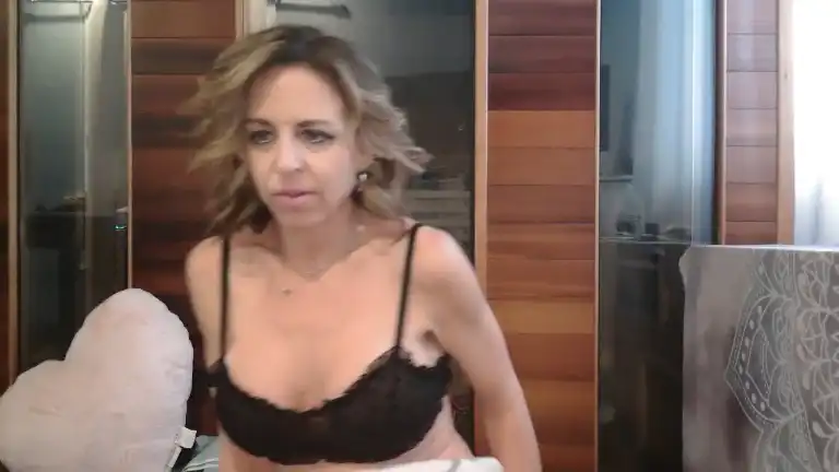 Stelladoesyoga – Streamate Record Video – 2025-05-05 08:14:56