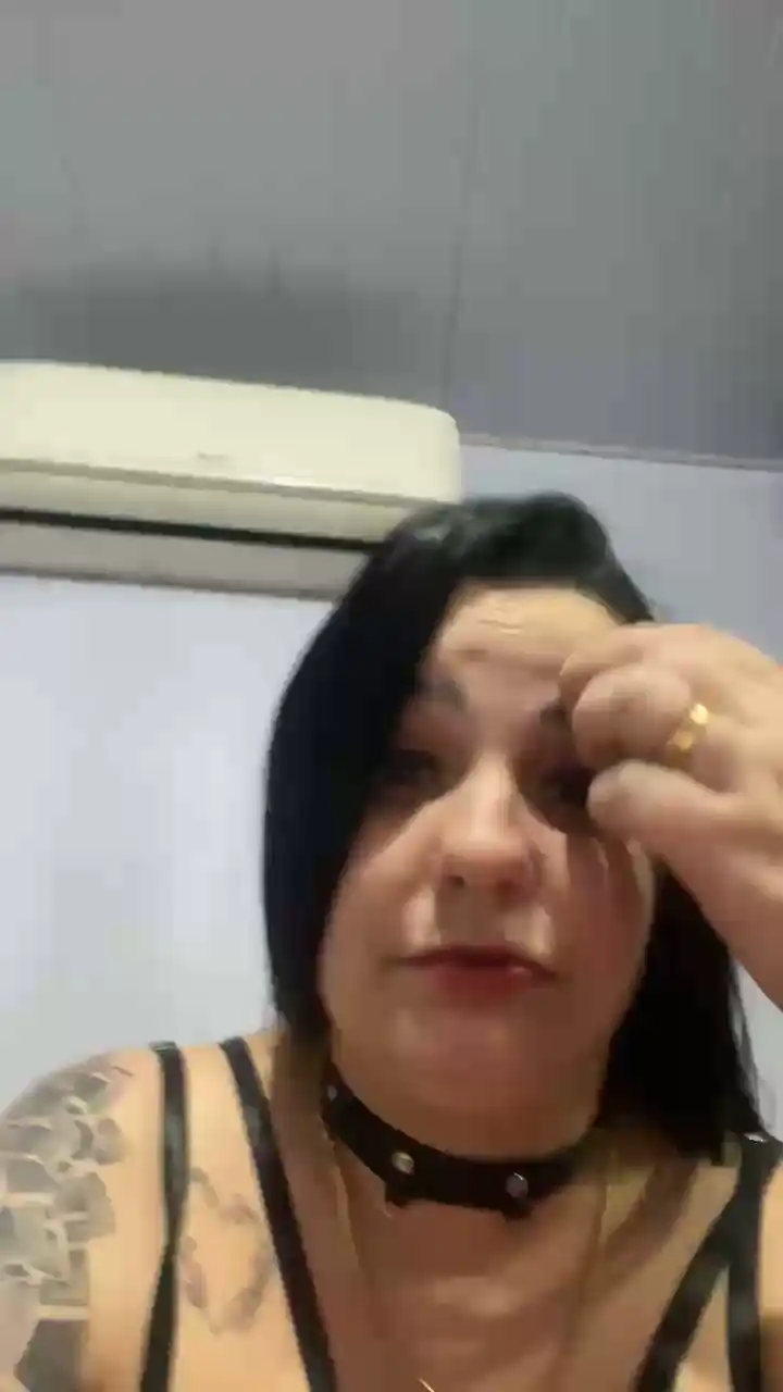 Nairobe196 – Cam4 Record Video – 2025-05-11 19:19:08