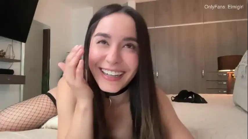 Emyii – Chaturbate Record Video – 2025-05-09 07:09:21