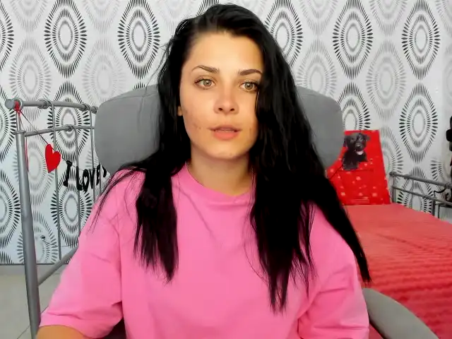 Vinnlove – Xlovecam Record Video – 2025-08-17 04:47:23