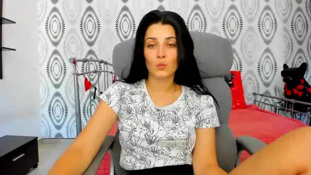 Vinnlove – Xlovecam Record Video – 2025-02-05 07:05:49