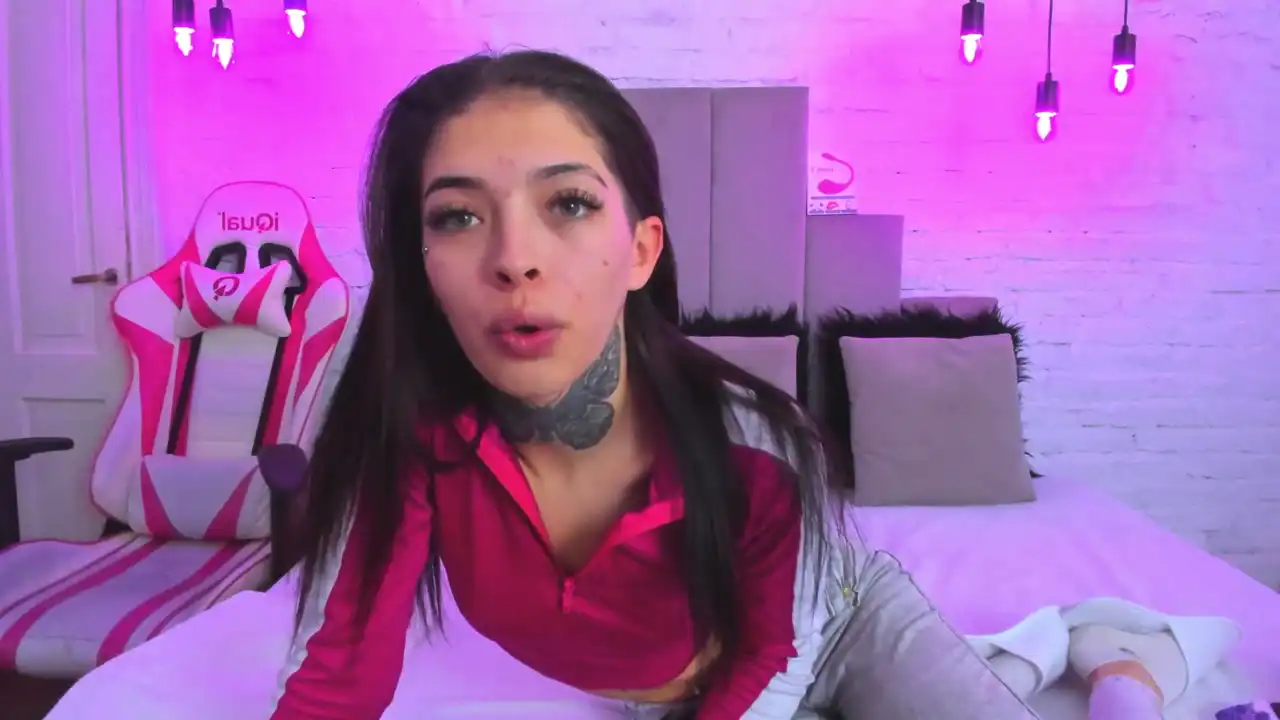Caroliinasantana – Xlovecam Record Video – 2025-08-09 07:01:30