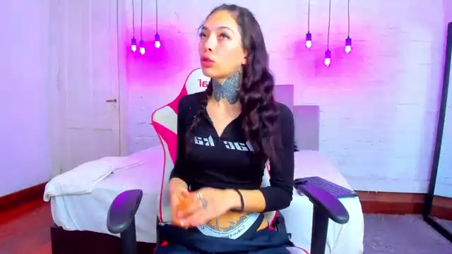Caroliinasantana – Xlovecam Record Video – 2025-01-06 10:16:55