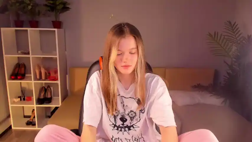 Lilith_lunar – Chaturbate Record Video – 2025-02-27 07:26:21